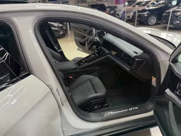 PORSCHE Panamera GTS Lift PPF SportAGA Design