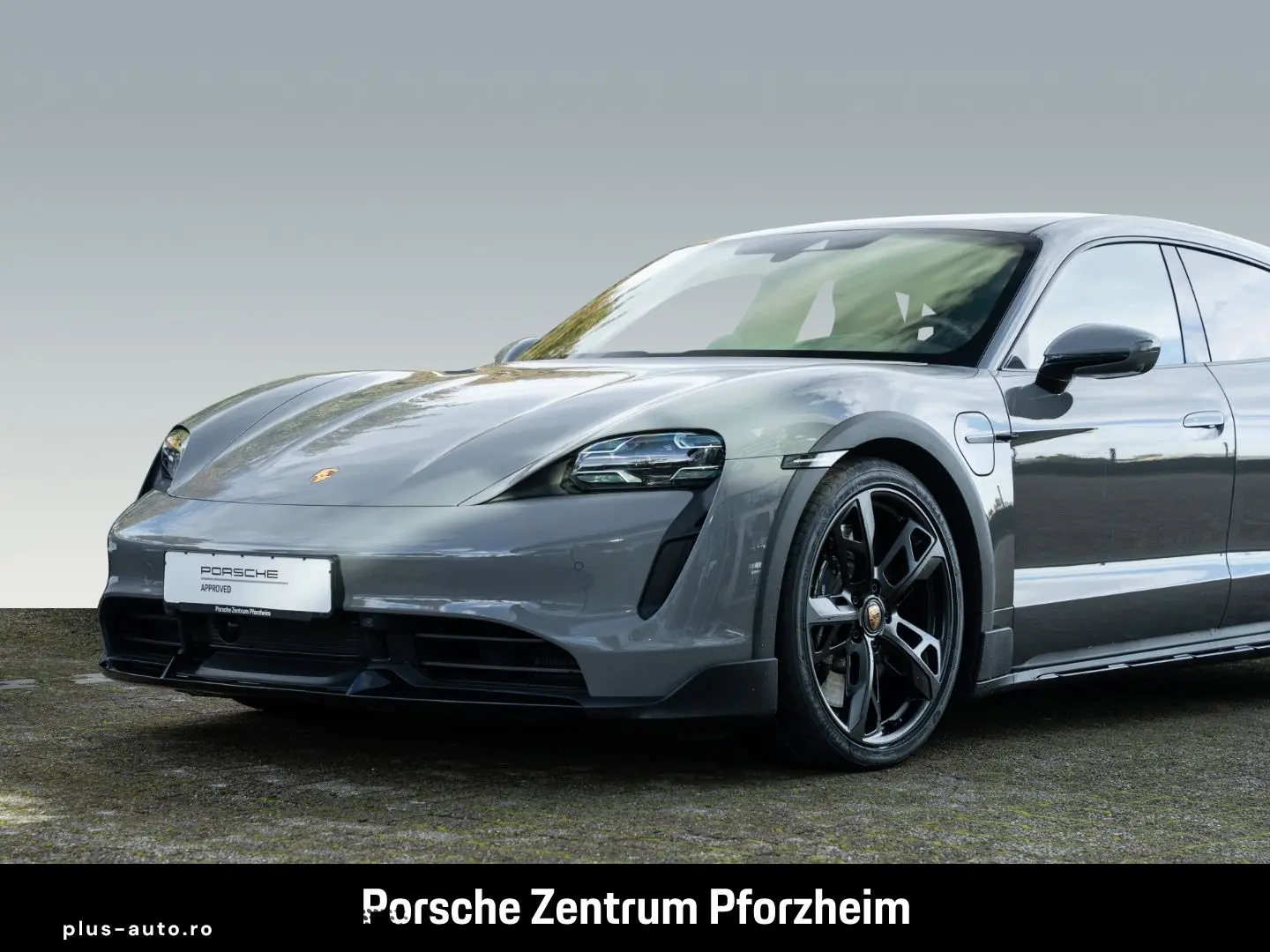 PORSCHE Taycan Turbo Cross Turismo HA-Lenkung InnoDrive