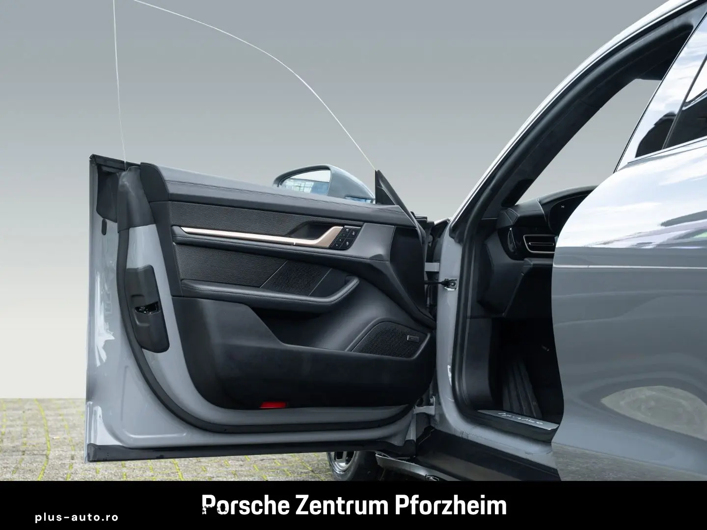 PORSCHE Taycan Turbo Cross Turismo HA-Lenkung InnoDrive