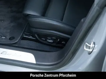 PORSCHE Taycan Turbo Cross Turismo HA-Lenkung InnoDrive