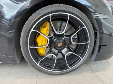 PORSCHE 992 Turbo S Coupe Sportdesignpaket