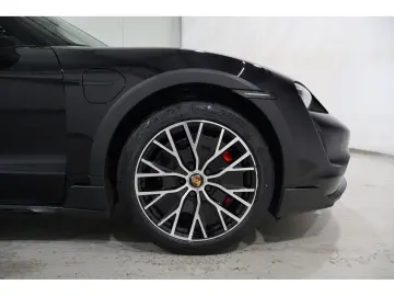 PORSCHE Taycan Cross Turismo 4S Bose Head-up Kamera