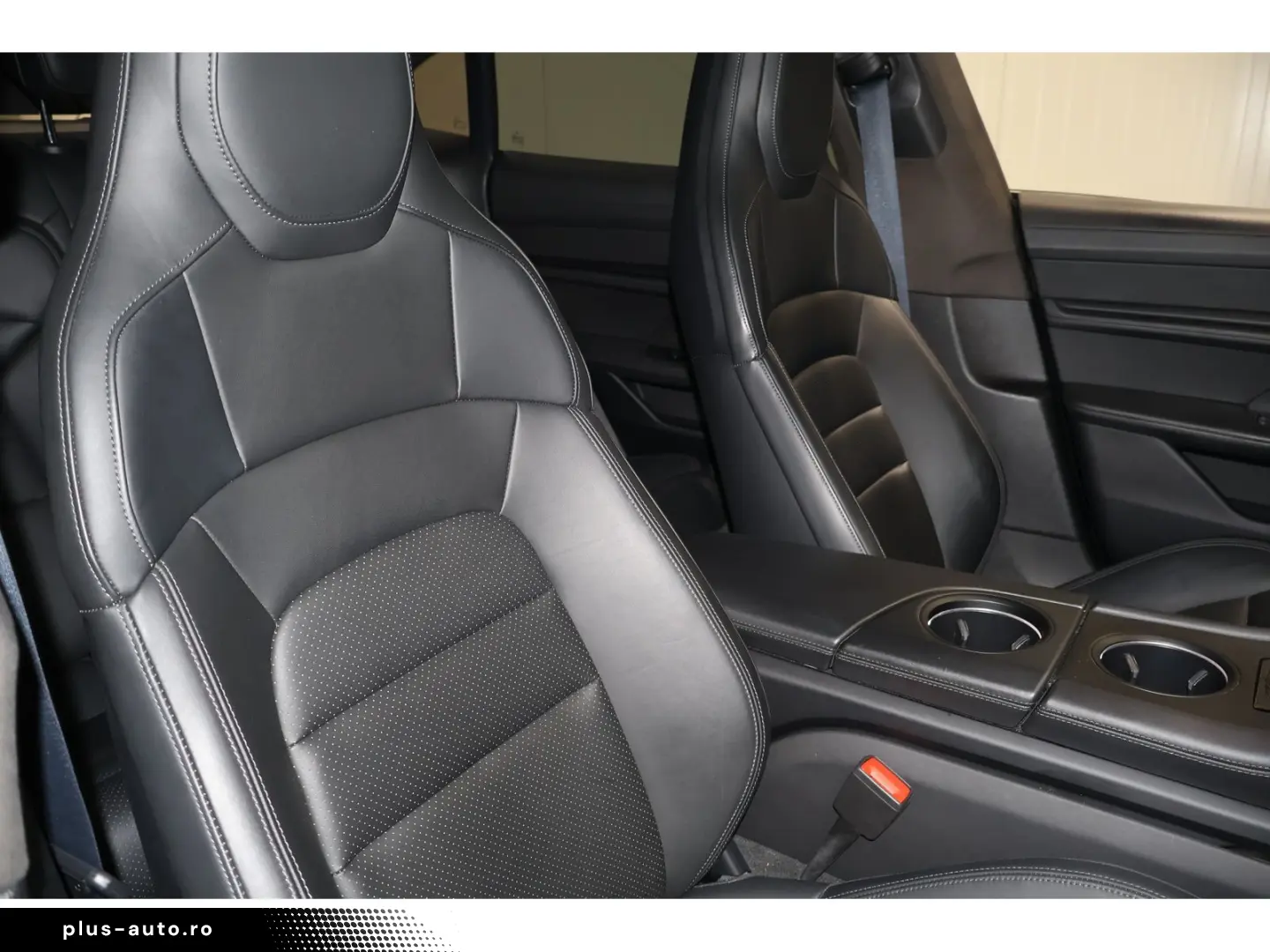 PORSCHE Taycan Cross Turismo 4S Bose Head-up Kamera