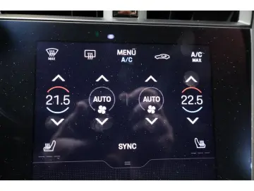PORSCHE Taycan Cross Turismo 4S Bose Head-up Kamera