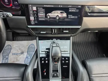 PORSCHE Cayenne E-Hybrid Panaroma HUD LED