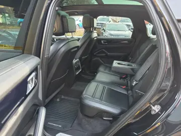 PORSCHE Cayenne E-Hybrid Panaroma HUD LED