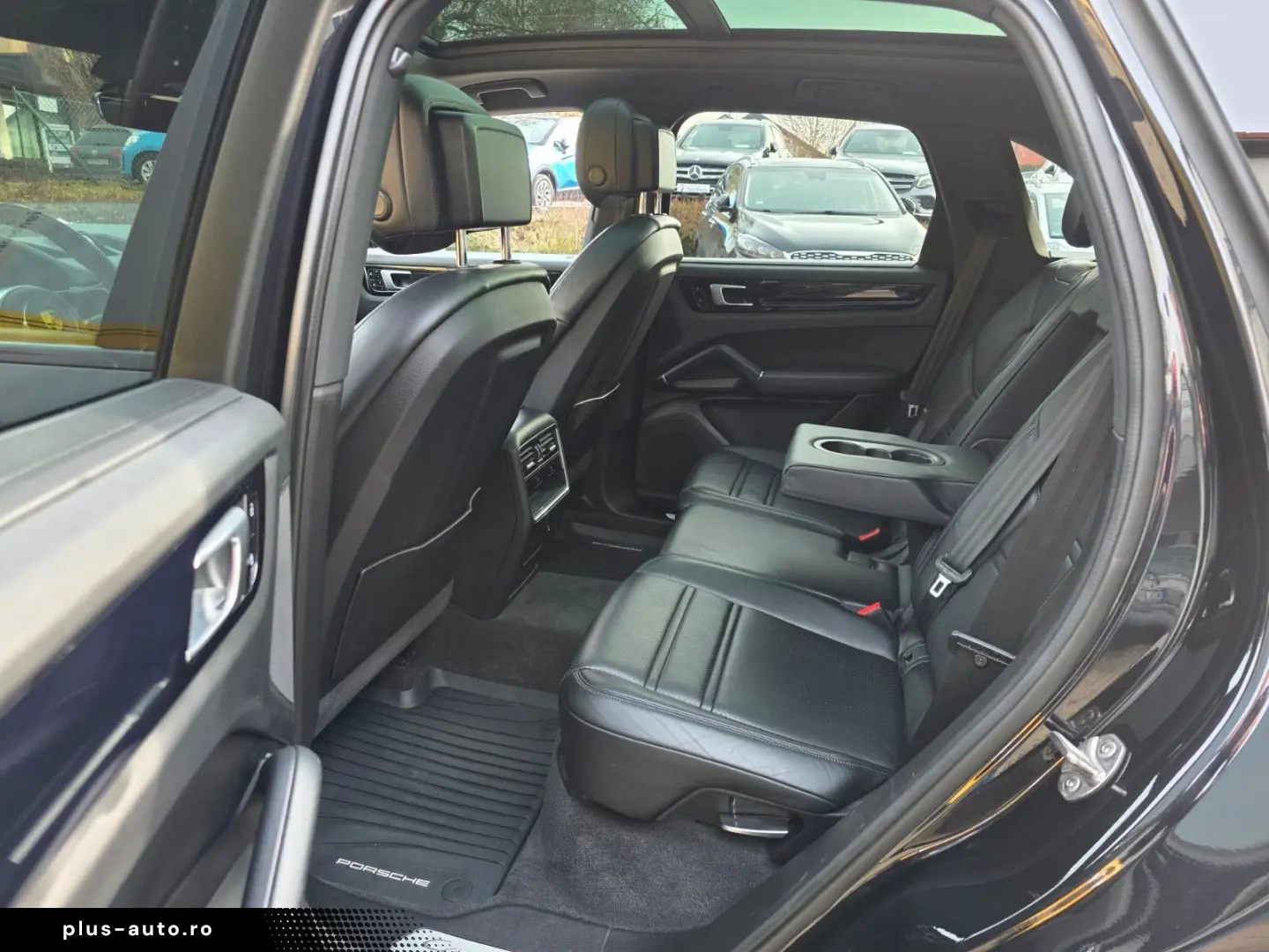 PORSCHE Cayenne E-Hybrid Panaroma HUD LED