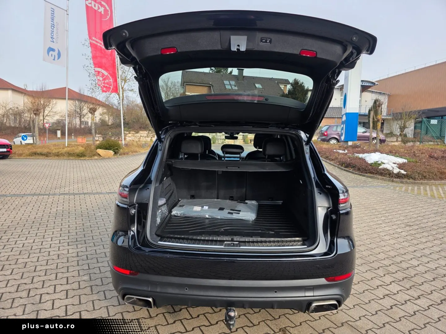 PORSCHE Cayenne E-Hybrid Panaroma HUD LED