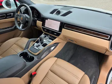 PORSCHE Cayenne Coupe Turbo HuD Inno Matrix Panorama