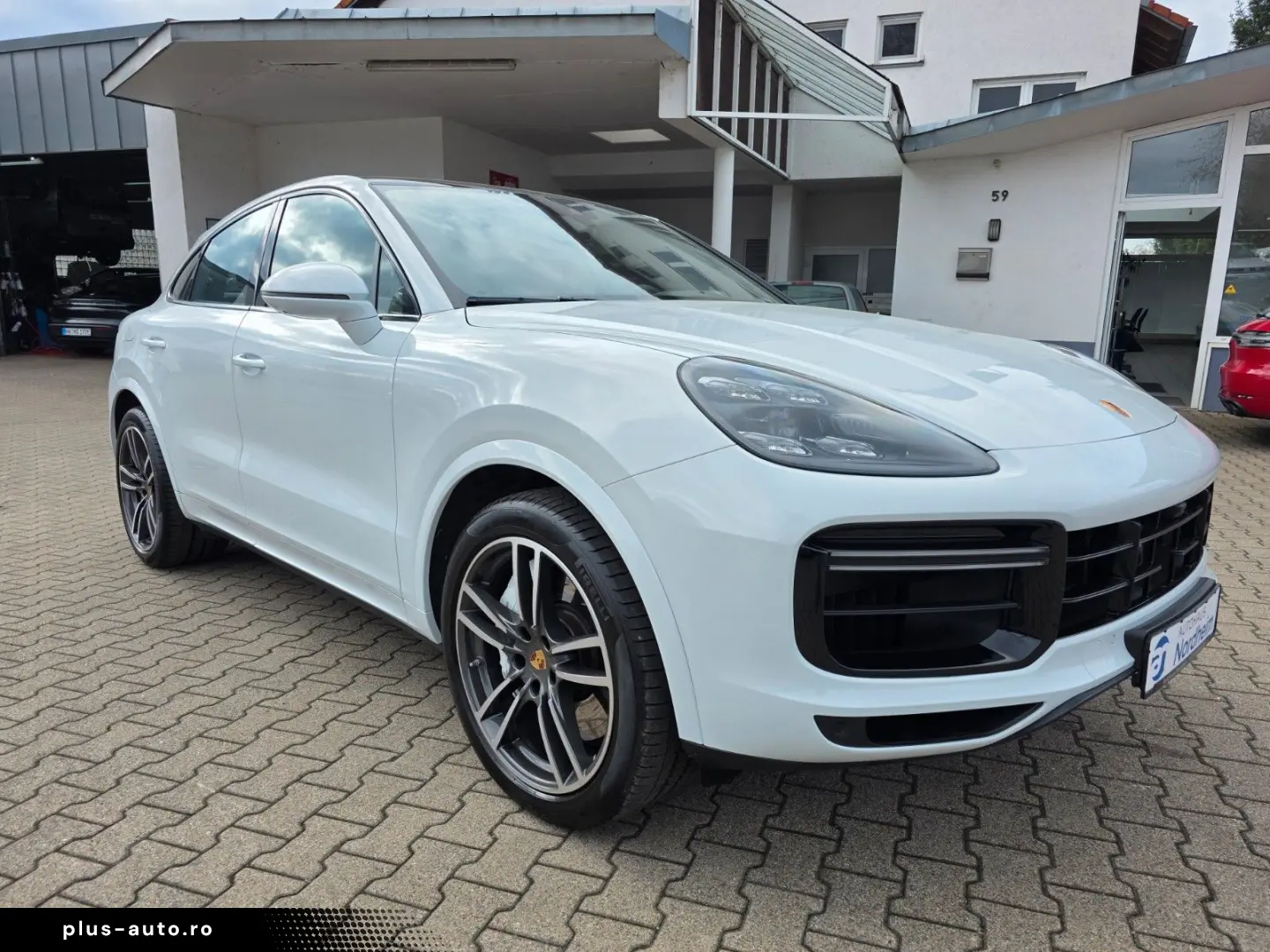 PORSCHE Cayenne Coupe Turbo HuD Inno Matrix Panorama