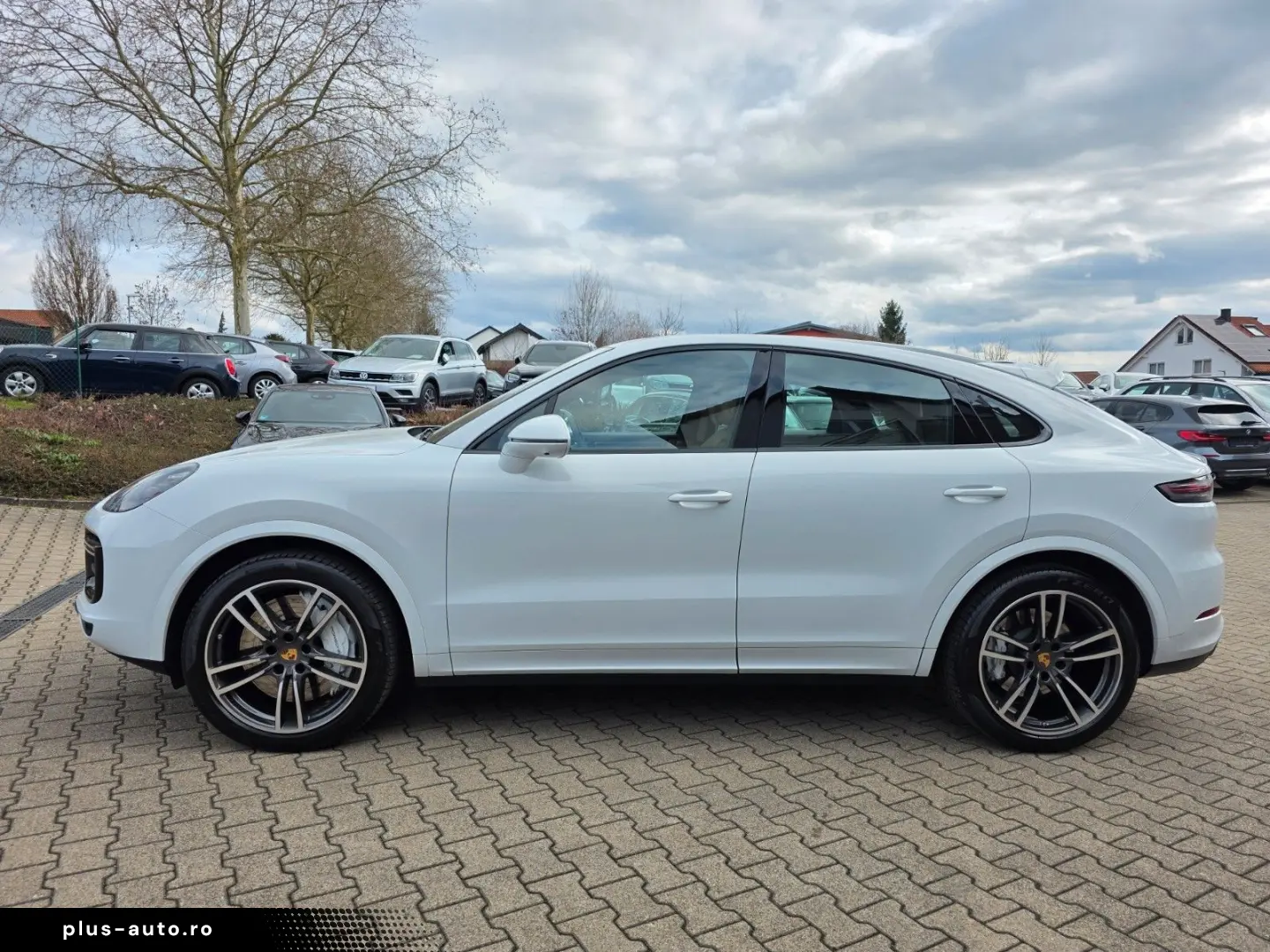 PORSCHE Cayenne Coupe Turbo HuD Inno Matrix Panorama