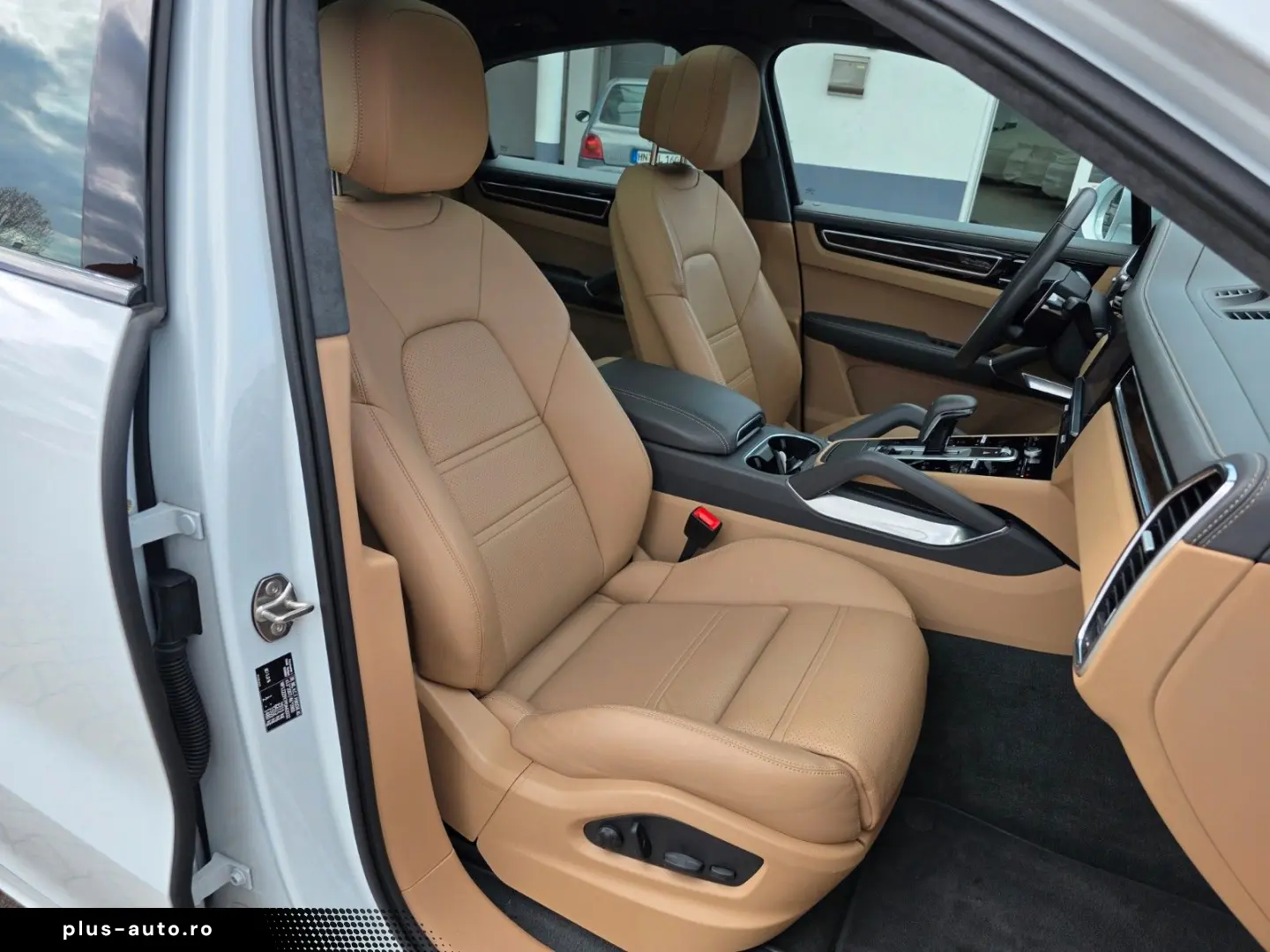 PORSCHE Cayenne Coupe Turbo HuD Inno Matrix Panorama