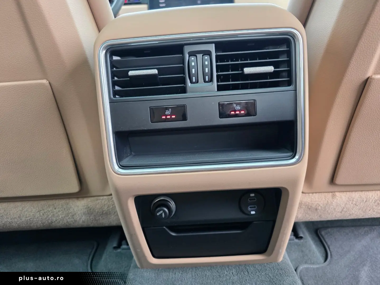 PORSCHE Cayenne Coupe Turbo HuD Inno Matrix Panorama