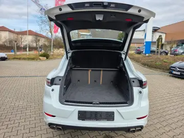 PORSCHE Cayenne Coupe Turbo HuD Inno Matrix Panorama