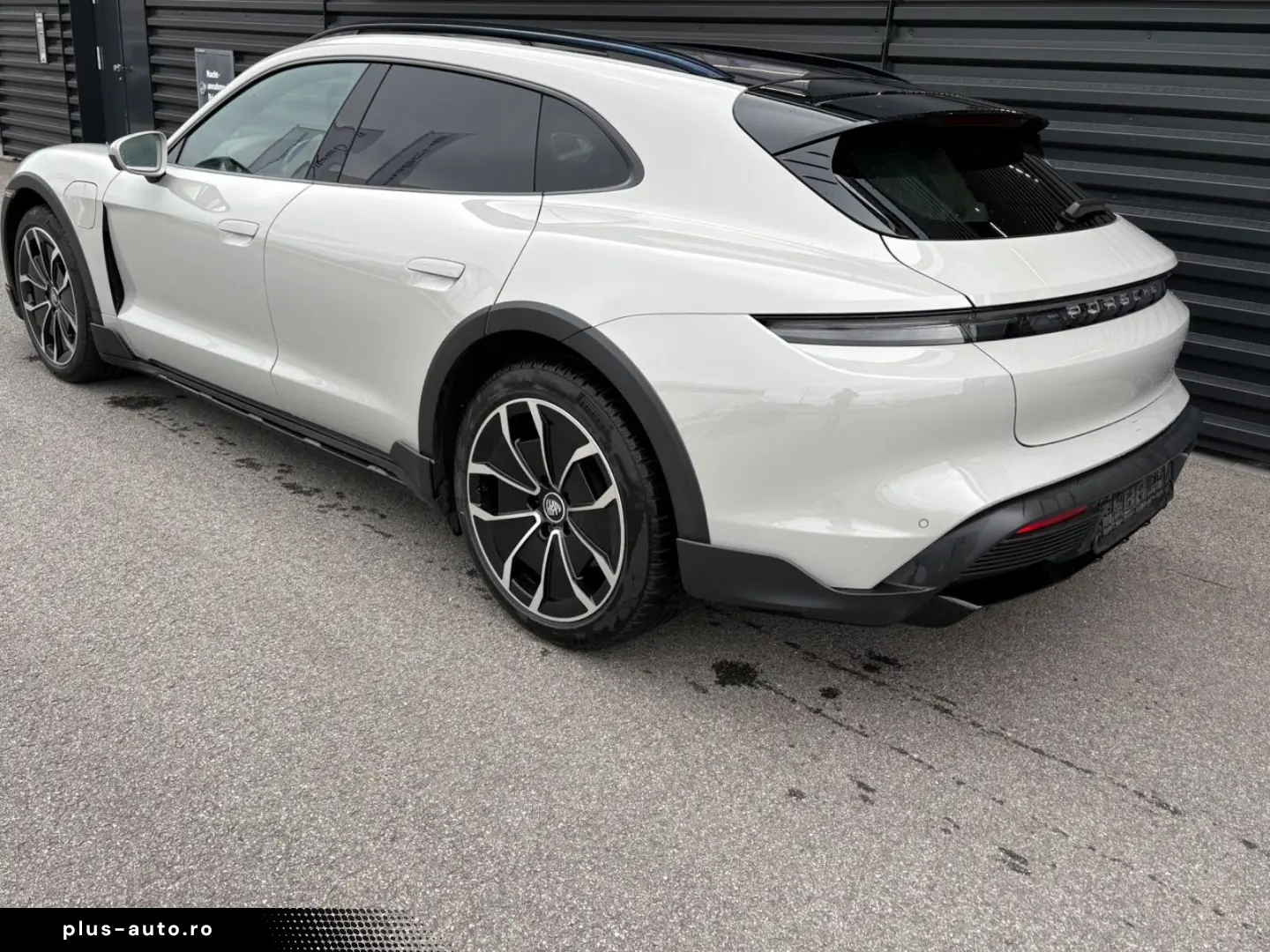 PORSCHE Taycan Cross Turismo 4-PANO-INNO-HEAD UP