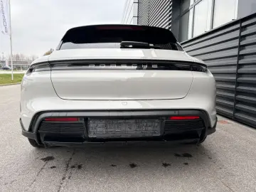 PORSCHE Taycan Cross Turismo 4-PANO-INNO-HEAD UP