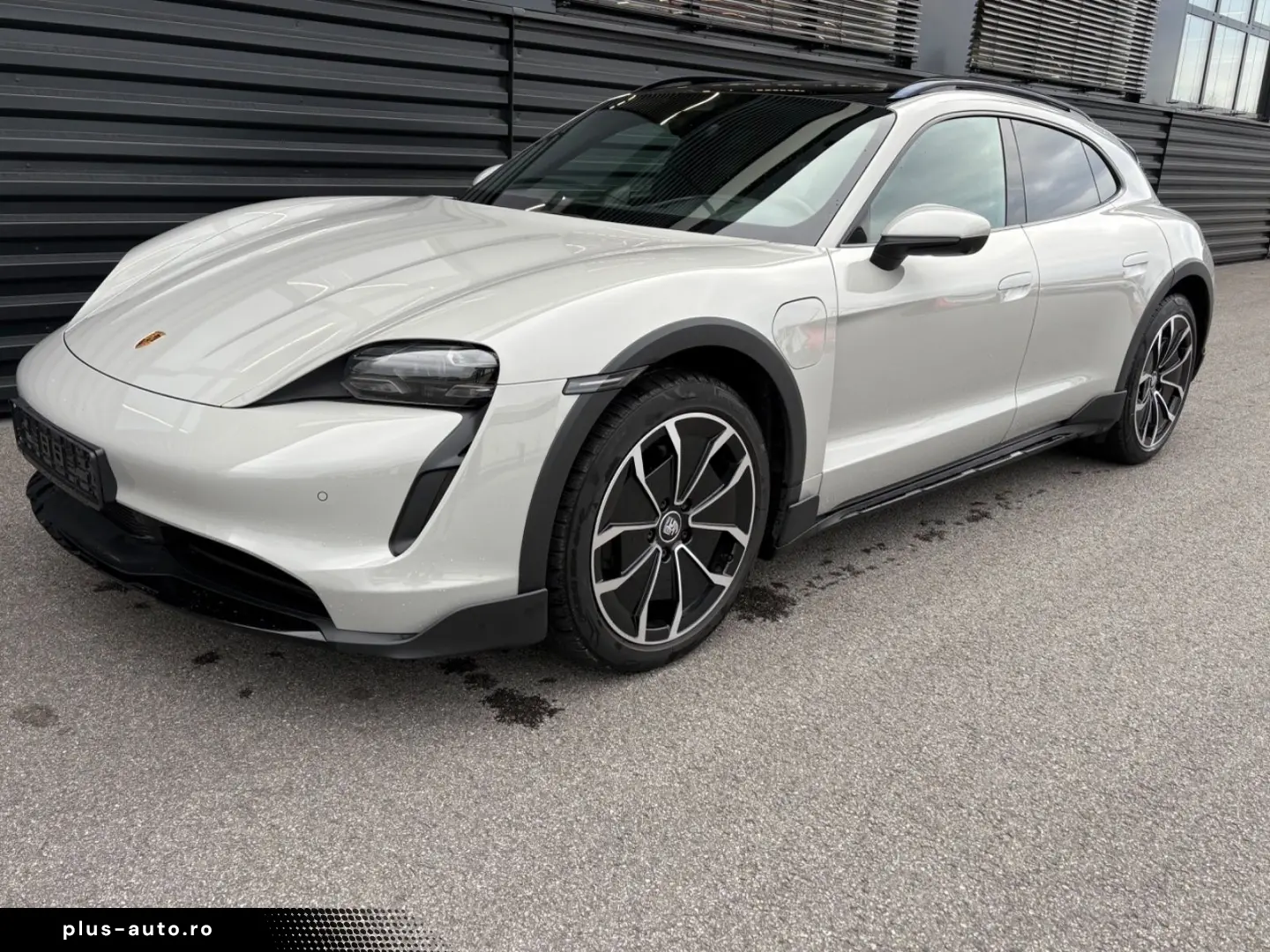 PORSCHE Taycan Cross Turismo 4-PANO-INNO-HEAD UP