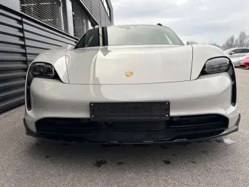 PORSCHE Taycan Cross Turismo 4-PANO-INNO-HEAD UP