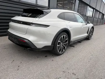 PORSCHE Taycan Cross Turismo 4-PANO-INNO-HEAD UP
