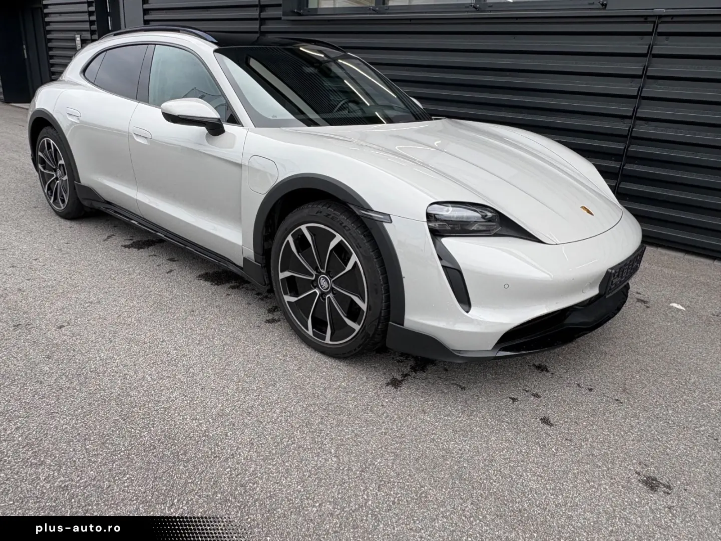 PORSCHE Taycan Cross Turismo 4-PANO-INNO-HEAD UP