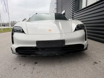 PORSCHE Taycan Cross Turismo 4-PANO-INNO-HEAD UP