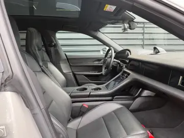 PORSCHE Taycan Cross Turismo 4-PANO-INNO-HEAD UP