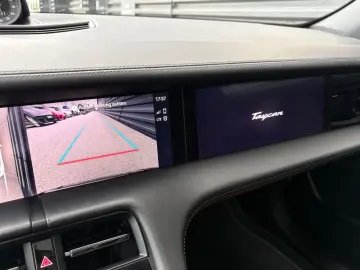 PORSCHE Taycan Cross Turismo 4-PANO-INNO-HEAD UP