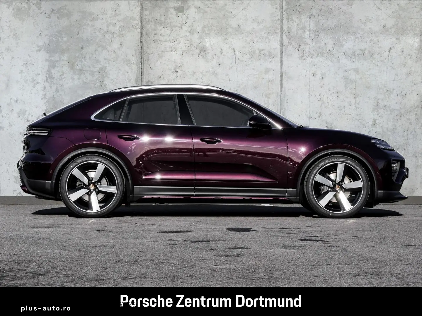 PORSCHE Macan 4 BOSE Surround-View Panorama LED-Matrix