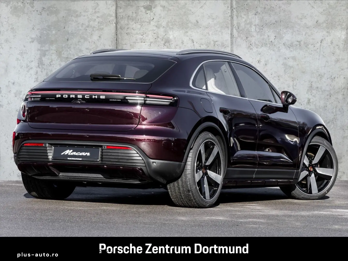 PORSCHE Macan 4 BOSE Surround-View Panorama LED-Matrix