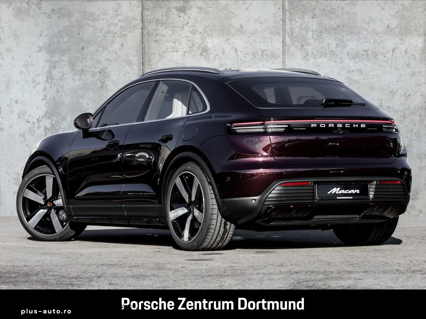 PORSCHE Macan 4 BOSE Surround-View Panorama LED-Matrix