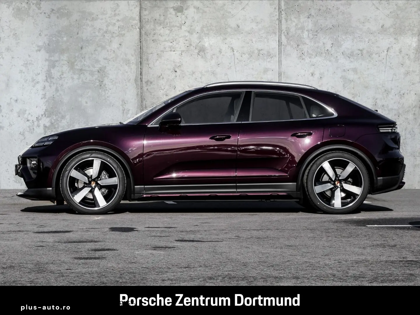 PORSCHE Macan 4 BOSE Surround-View Panorama LED-Matrix