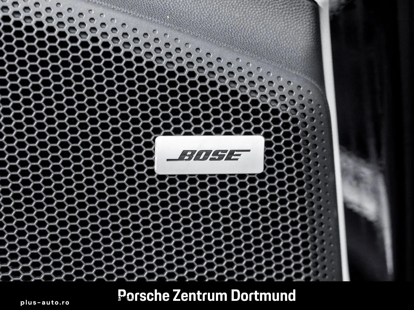 PORSCHE Macan 4 BOSE Surround-View Panorama LED-Matrix