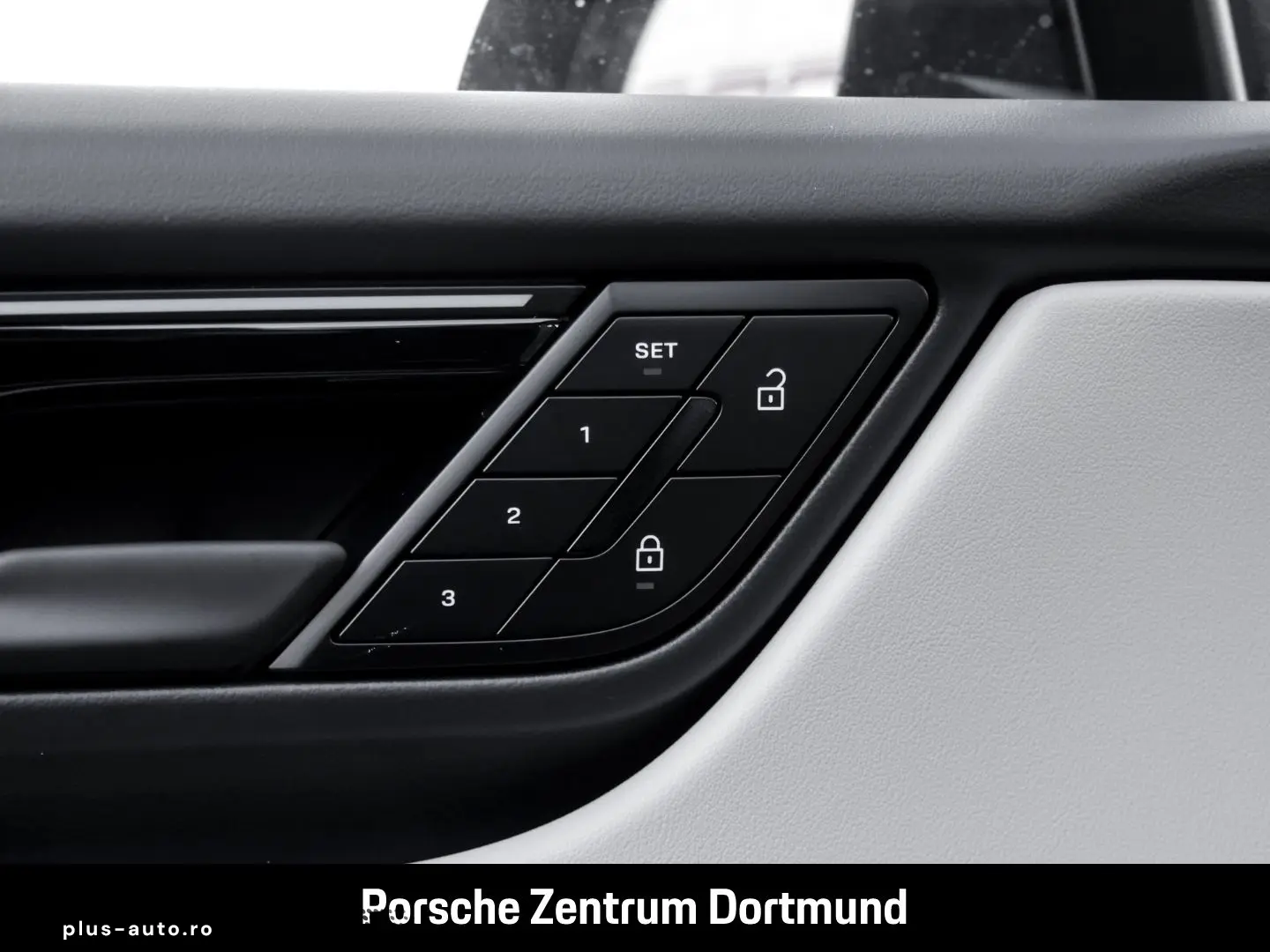 PORSCHE Macan 4 BOSE Surround-View Panorama LED-Matrix