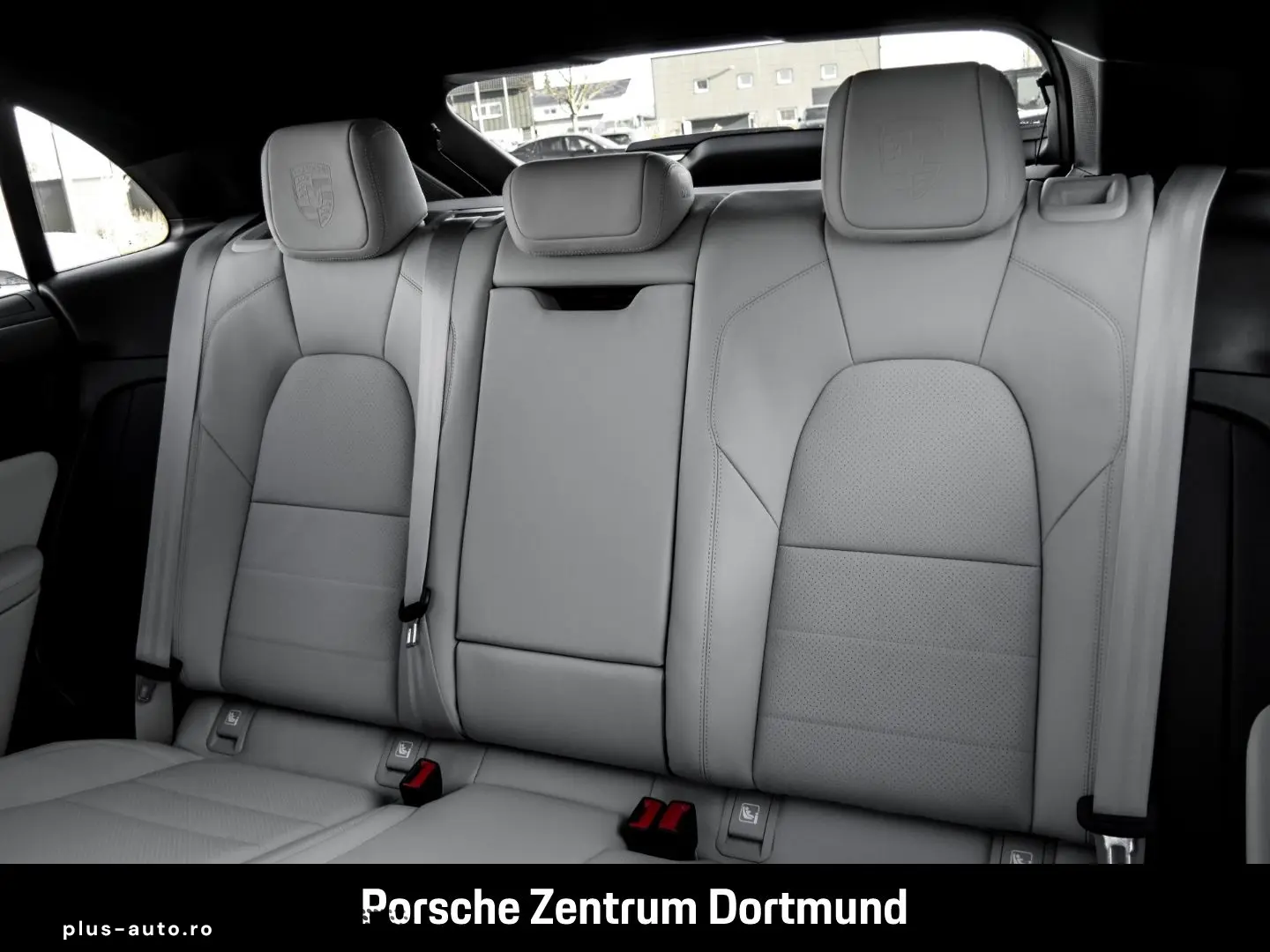 PORSCHE Macan 4 BOSE Surround-View Panorama LED-Matrix