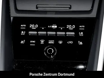 PORSCHE Macan 4 BOSE Surround-View Panorama LED-Matrix