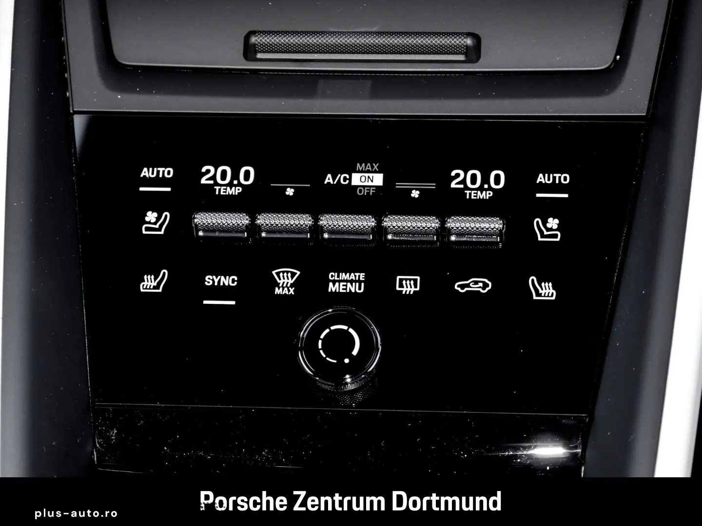 PORSCHE Macan 4 BOSE Surround-View Panorama LED-Matrix