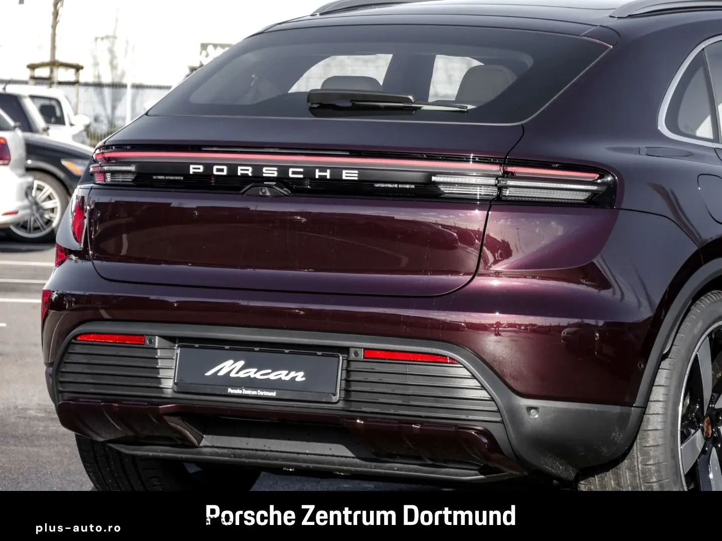PORSCHE Macan 4 BOSE Surround-View Panorama LED-Matrix