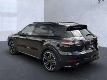 PORSCHE Cayenne E-Hybrid SPORT-DESIGN MATRIX-LED
