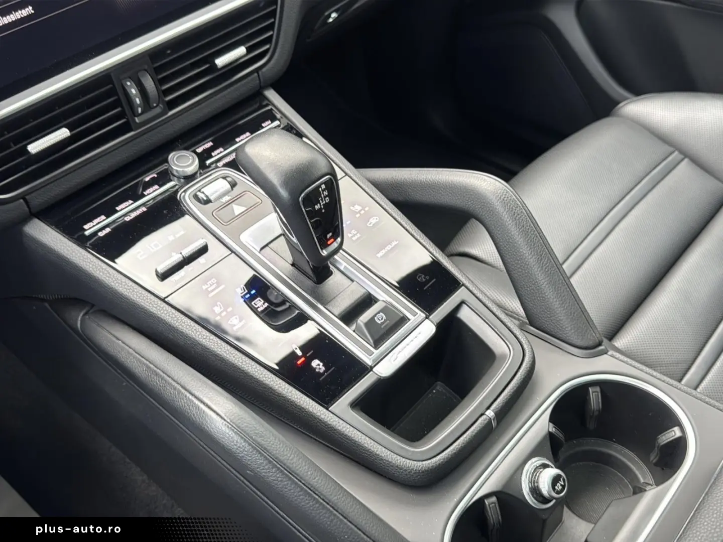 PORSCHE Cayenne E-Hybrid SPORT-DESIGN MATRIX-LED