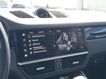 PORSCHE Cayenne E-Hybrid SPORT-DESIGN MATRIX-LED