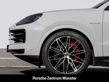 PORSCHE Cayenne S E-Hybrid Coupe HA-Lenkung InnoDrive