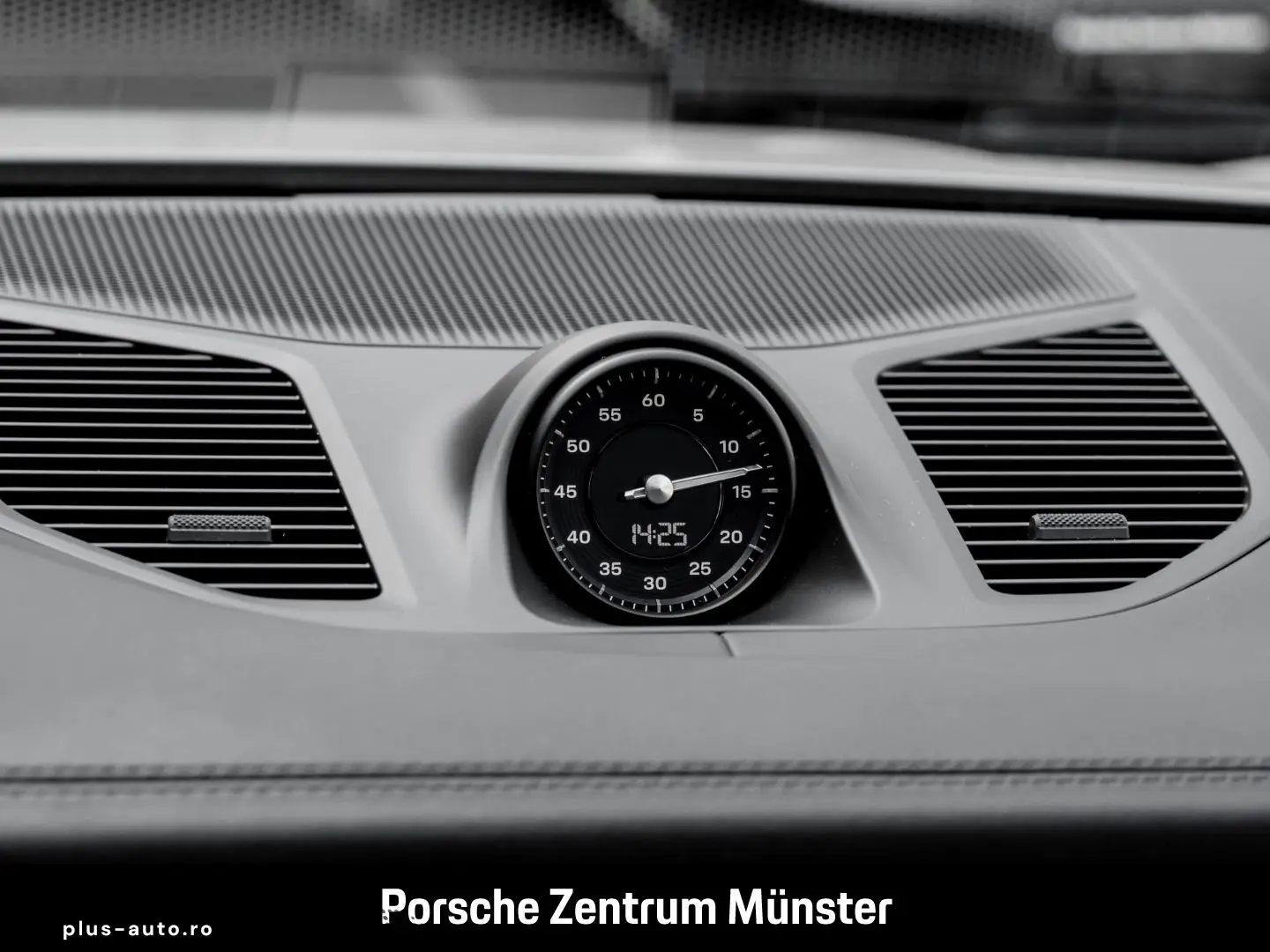 PORSCHE Cayenne S E-Hybrid Coupe HA-Lenkung InnoDrive