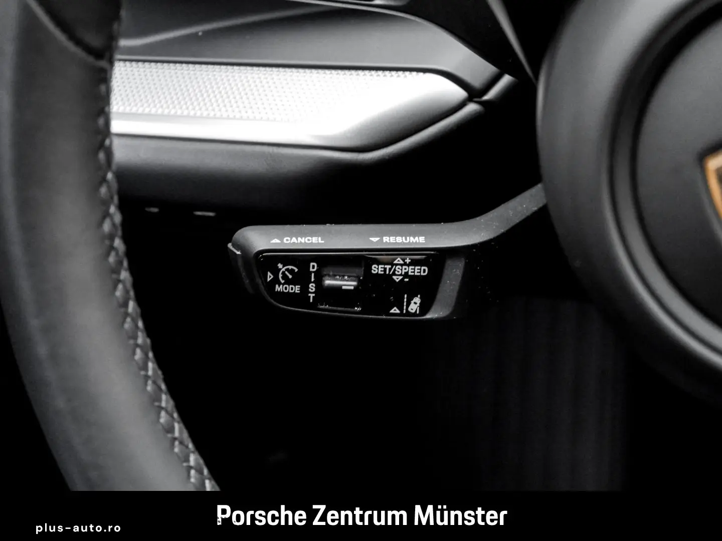 PORSCHE Cayenne S E-Hybrid Coupe HA-Lenkung InnoDrive