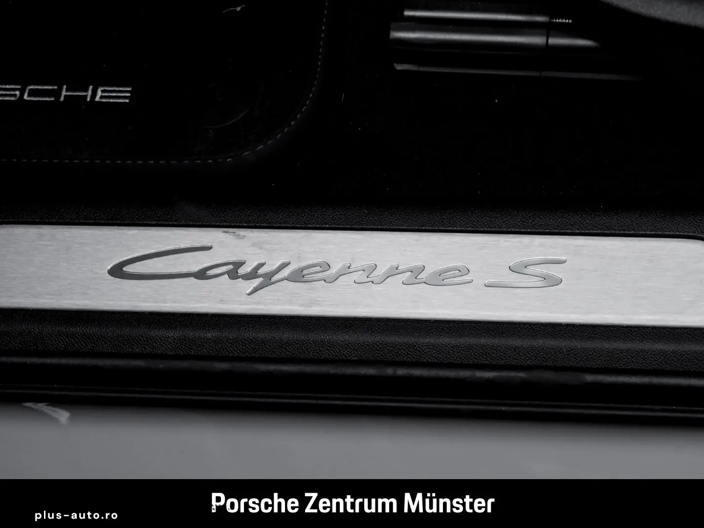 PORSCHE Cayenne S E-Hybrid Coupe HA-Lenkung InnoDrive