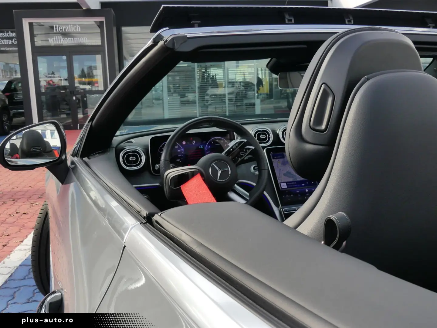 MERCEDES-BENZ CLE 300 AMG 4M Cabriolet 360 Kam Assis&hellip;