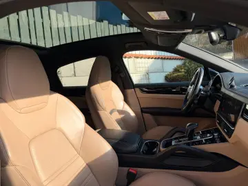 PORSCHE Cayenne Coupe E-Hybrid ACC APPROVED