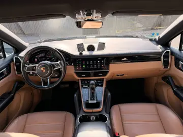 PORSCHE Cayenne Coupe E-Hybrid ACC APPROVED