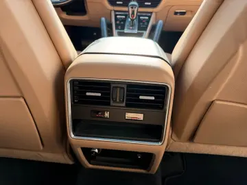 PORSCHE Cayenne Coupe E-Hybrid ACC APPROVED