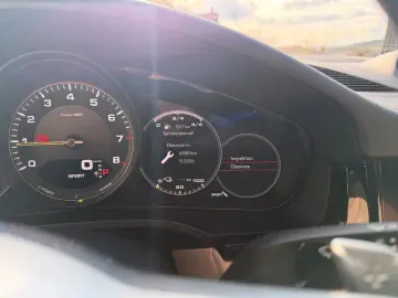 PORSCHE Cayenne Coupe E-Hybrid ACC APPROVED