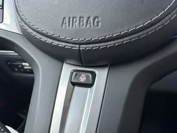 BMW 840i xDrive Coupé    DrivingAssProf. 360  Laser